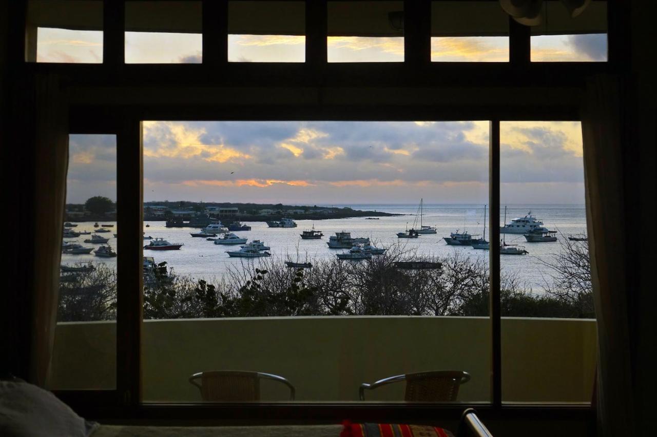 The Galeodan Suites Puerto Baquerizo Moreno Kültér fotó