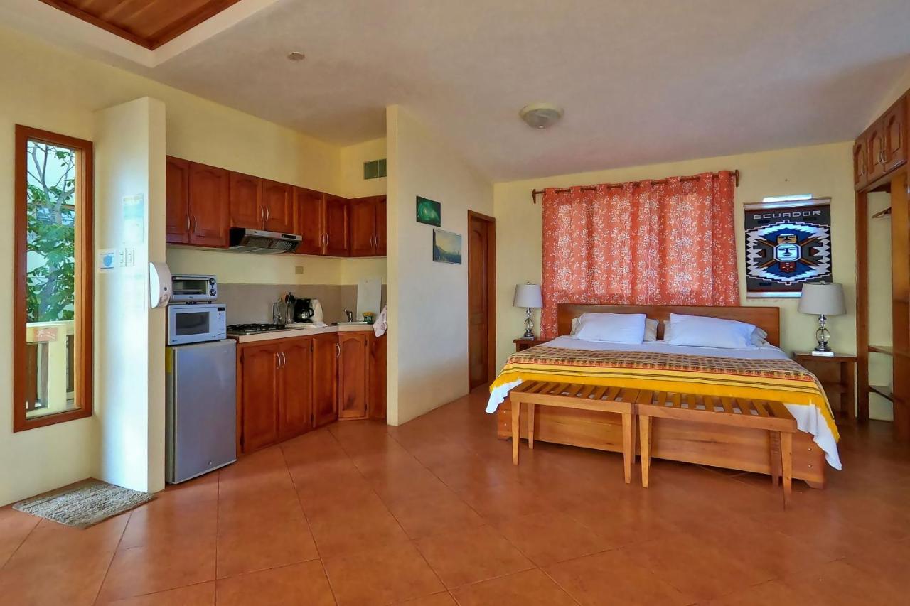 The Galeodan Suites Puerto Baquerizo Moreno Kültér fotó