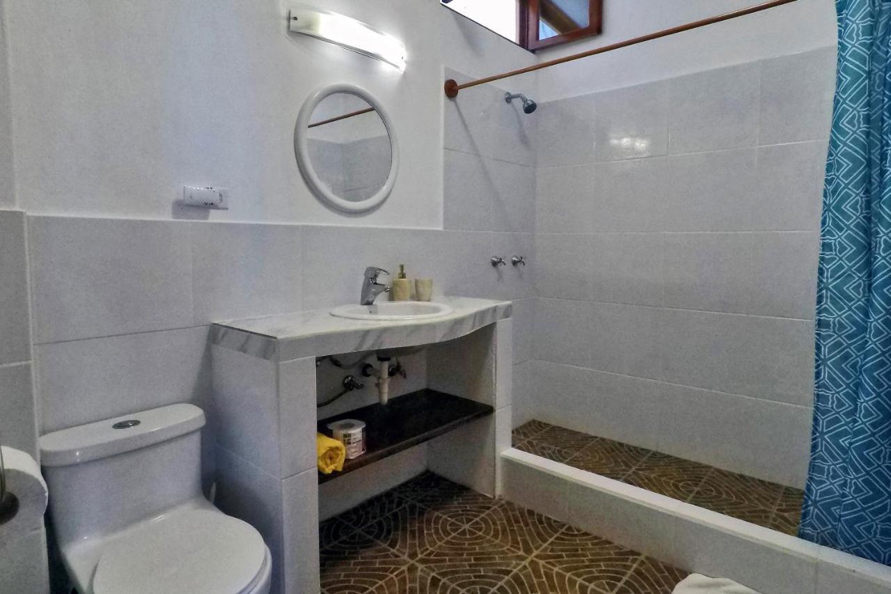 The Galeodan Suites Puerto Baquerizo Moreno Kültér fotó