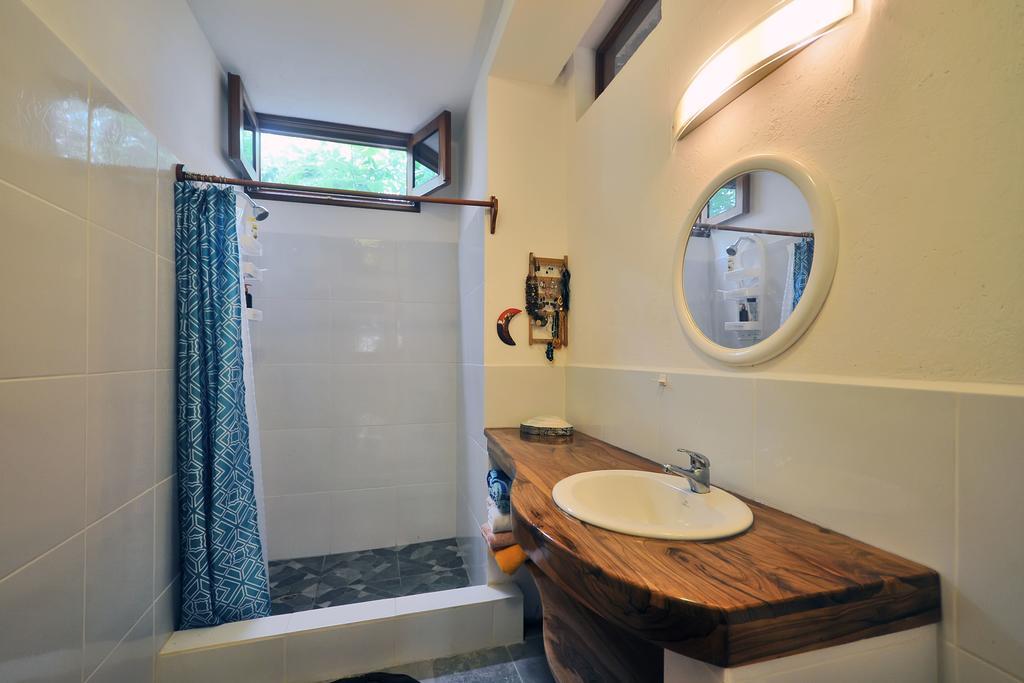 The Galeodan Suites Puerto Baquerizo Moreno Kültér fotó