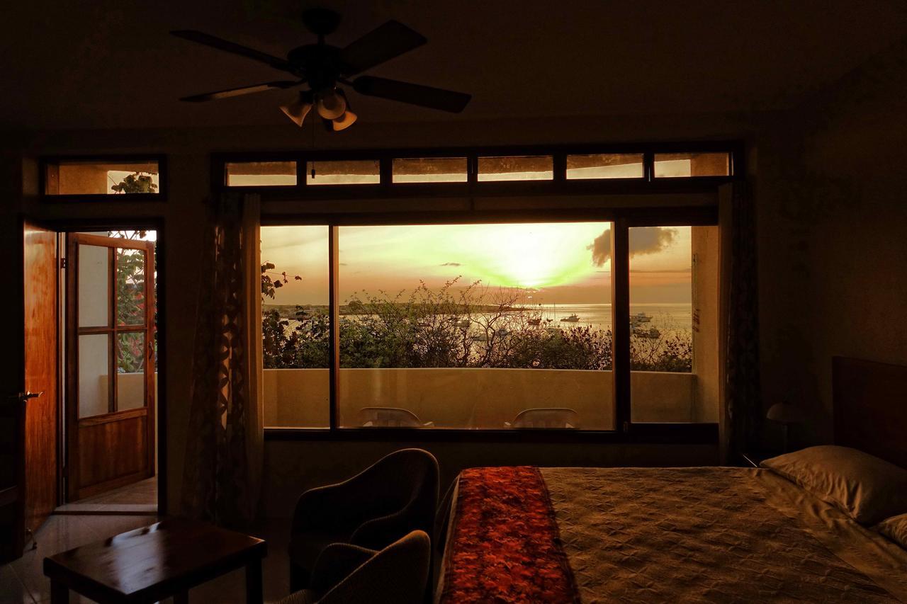 The Galeodan Suites Puerto Baquerizo Moreno Kültér fotó