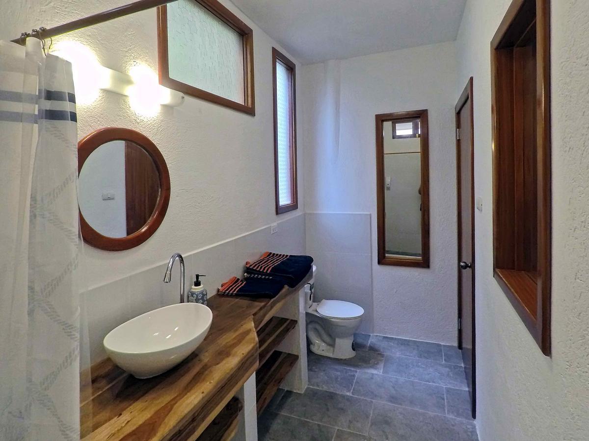 The Galeodan Suites Puerto Baquerizo Moreno Kültér fotó