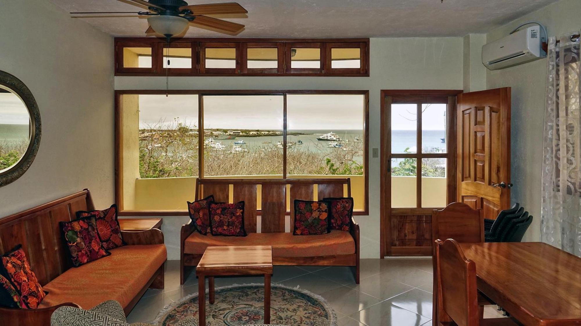 The Galeodan Suites Puerto Baquerizo Moreno Kültér fotó